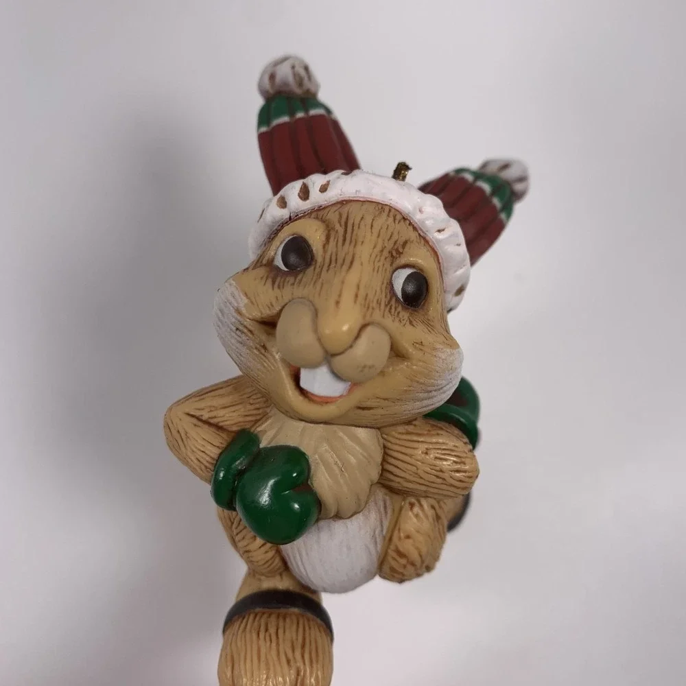 Hallmark 1983 Vintage‎ Keepsake Christmas Ornament Ice Skating Rabbit Bunny